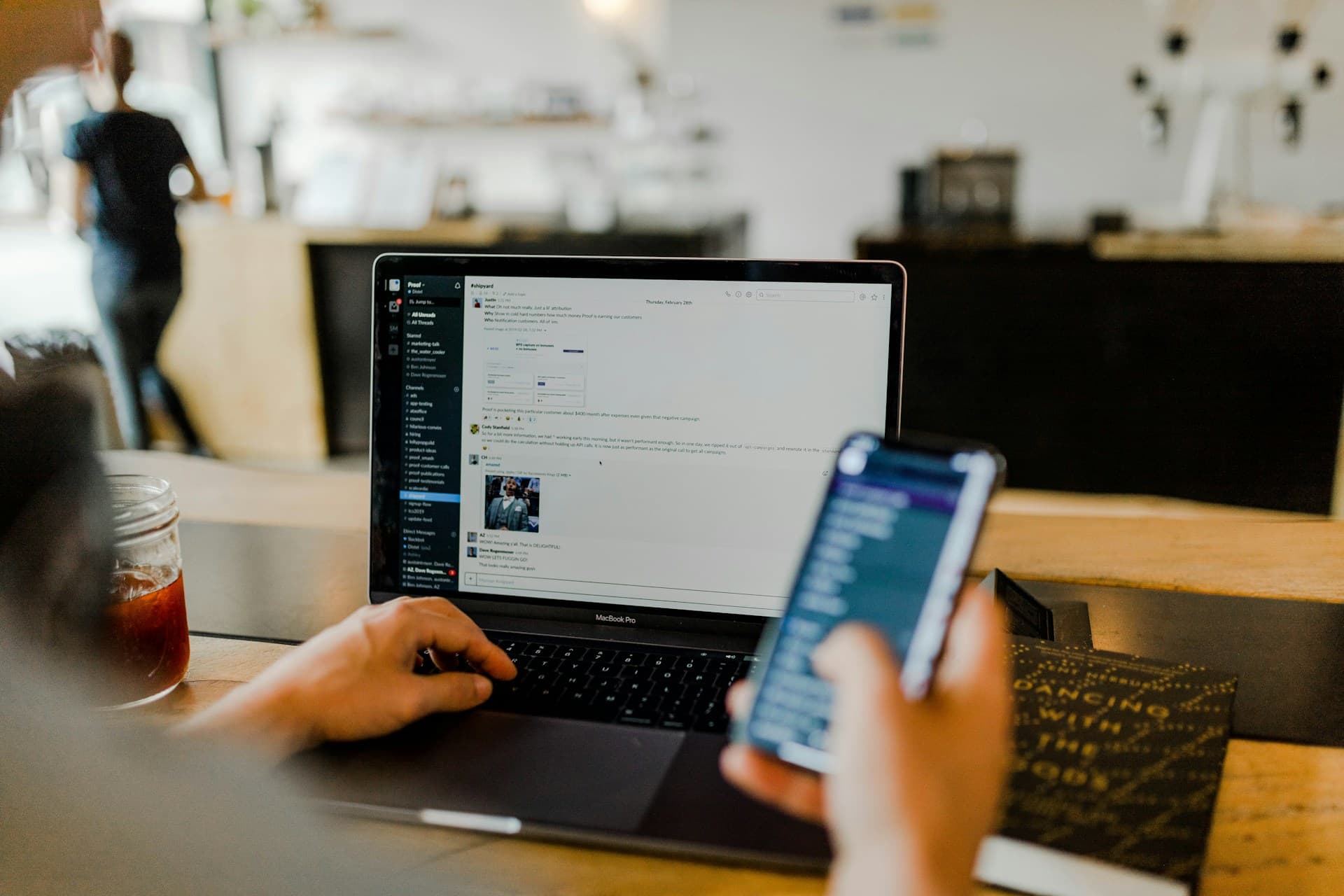 How to create a website for a restaurant, bar or café?